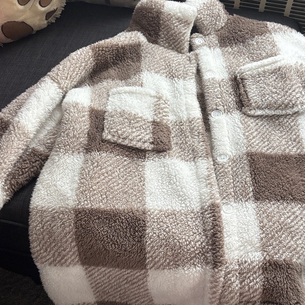 Plaid Sherpa Jacket in Brown and White